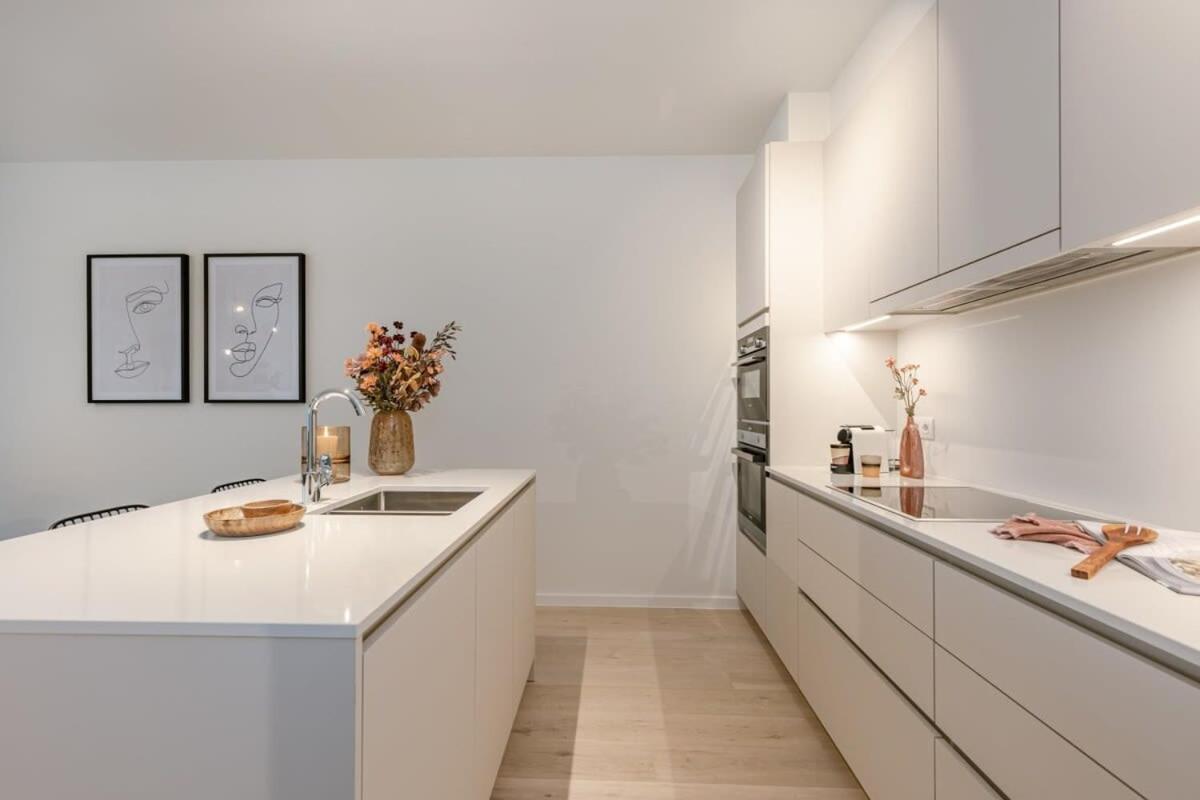 Huswell - Apartment With Terrace Close To The Sea Ostende Exterior foto